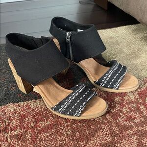 Toms Black and Tan Sandals with Wooden Heel